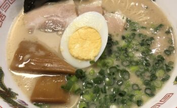 📷 麺’s Diner KAMACHI 湖西市ラーメン屋 飲み屋ガイド