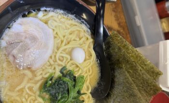 📷🎥 力丸家 (りきまるや)横浜家系ラーメン 袋井市旭町 飲み屋ガイド